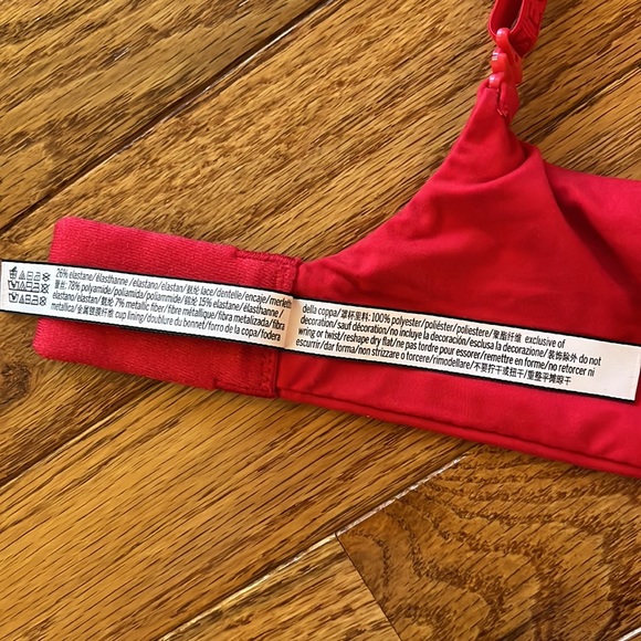 Victoria’s Secret bra - Picture 9 of 9